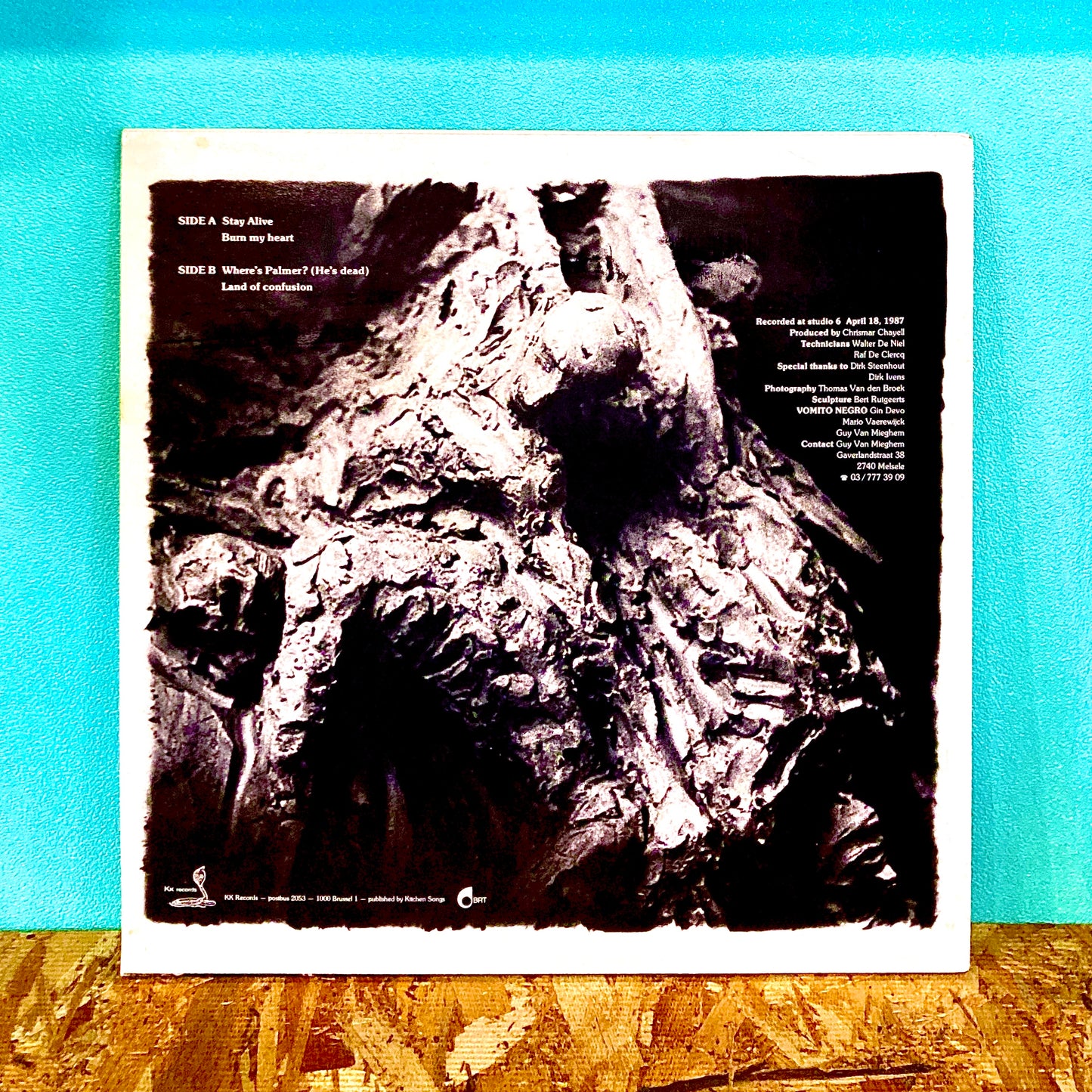 Vomito Negro – Stay Alive