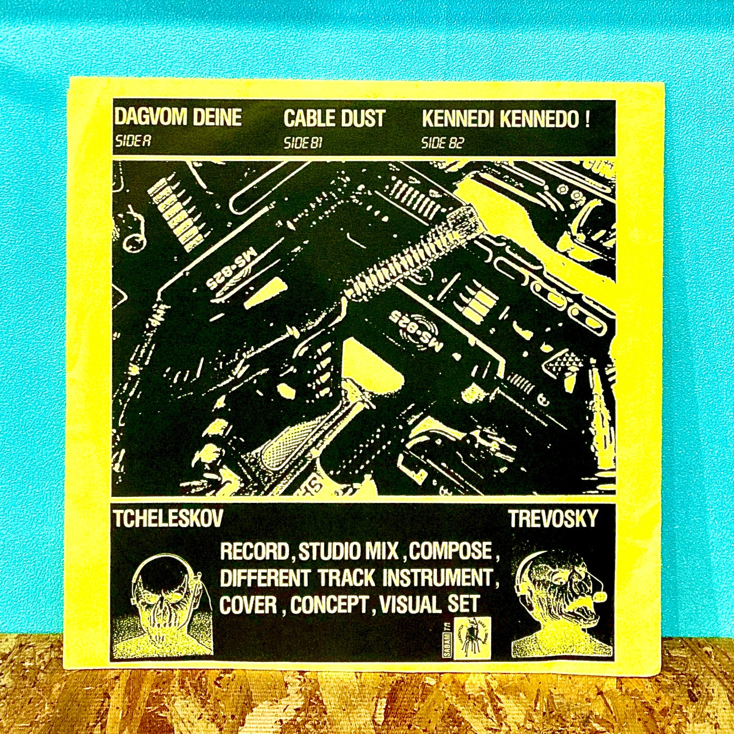 Ivanovitch... Dans L.Ombre* – Dag Command Dust 17'