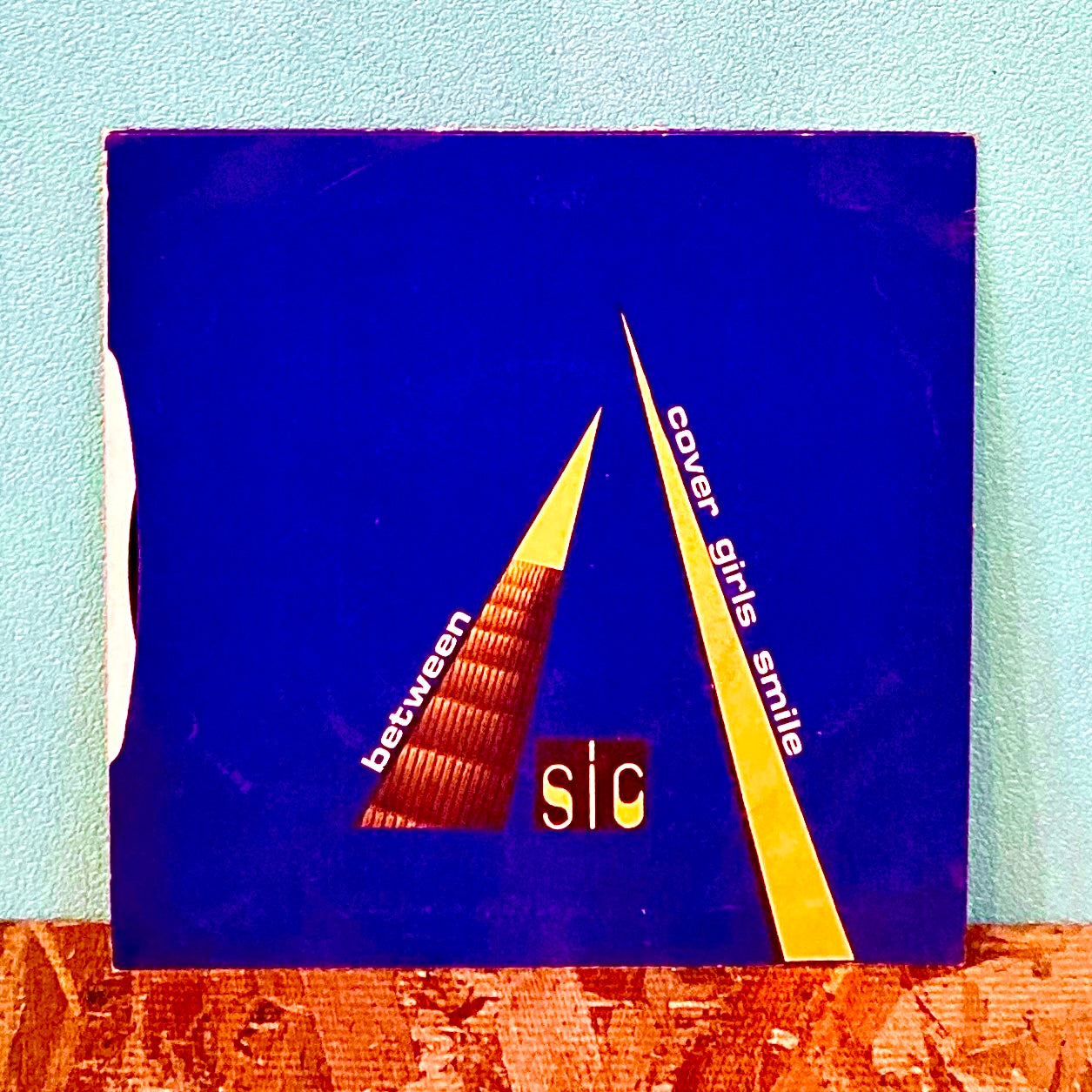Sic – Cover Girls Smile / Between
