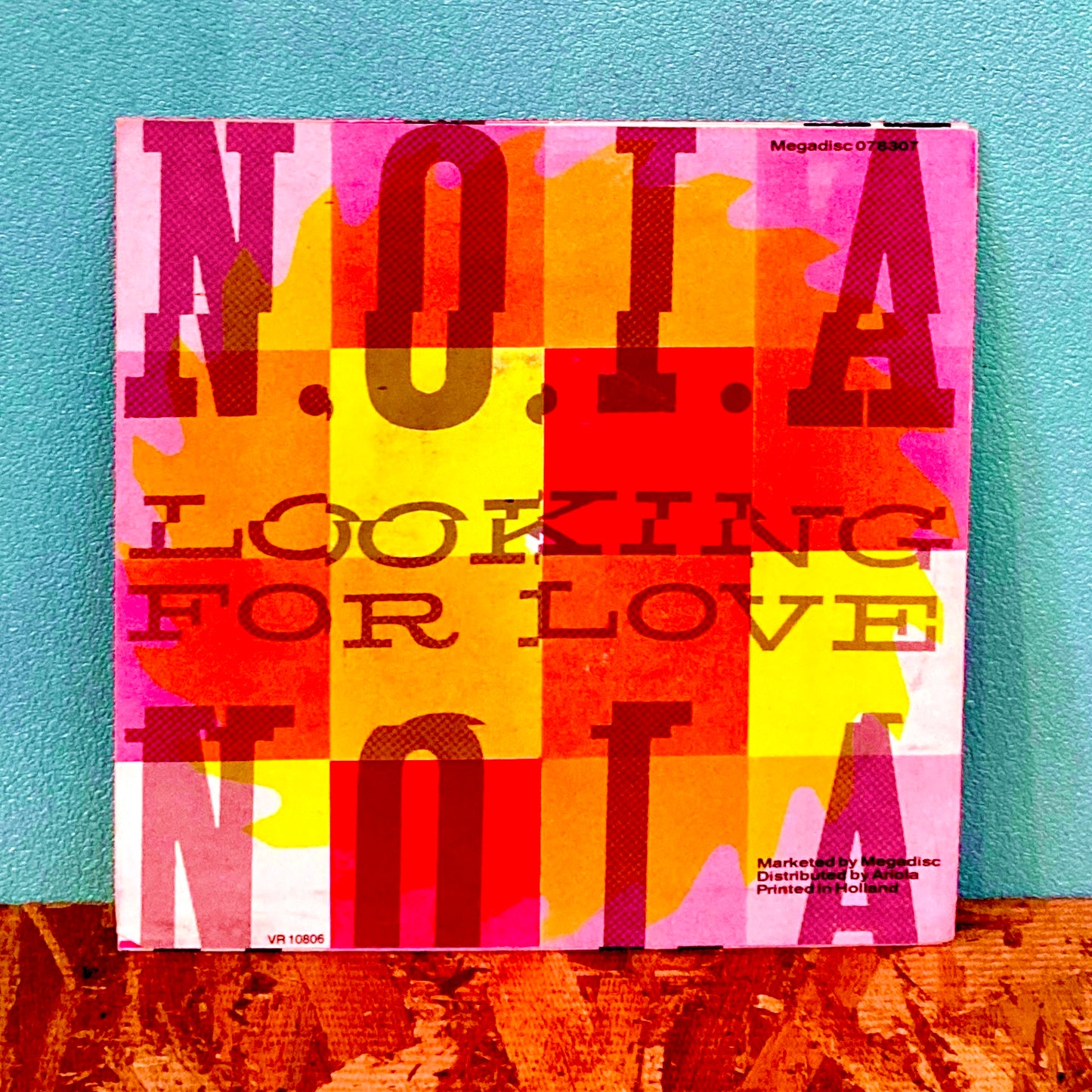 N.O.I.A. ‎– Looking For Love