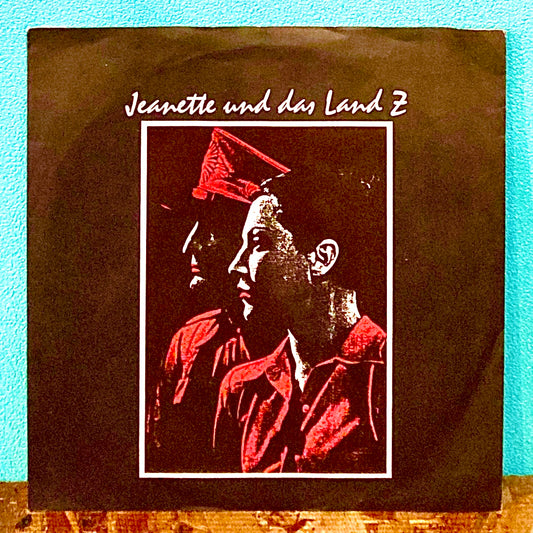 Jeanette Und Das Land Z – Poupée De Cire, Poupée De Son / Raumpatrouille
