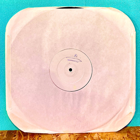 Jenny Belle – Love Don't Live Here Anymore