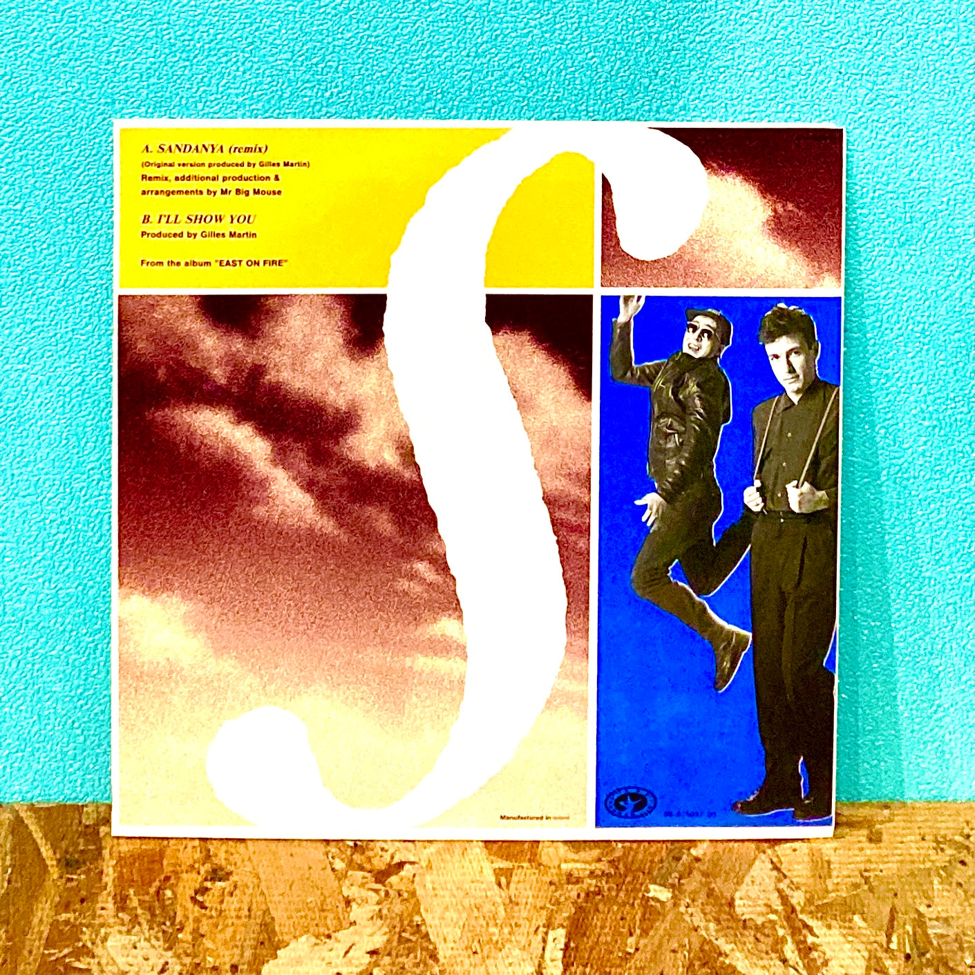 Foreign Affair – Sandanya