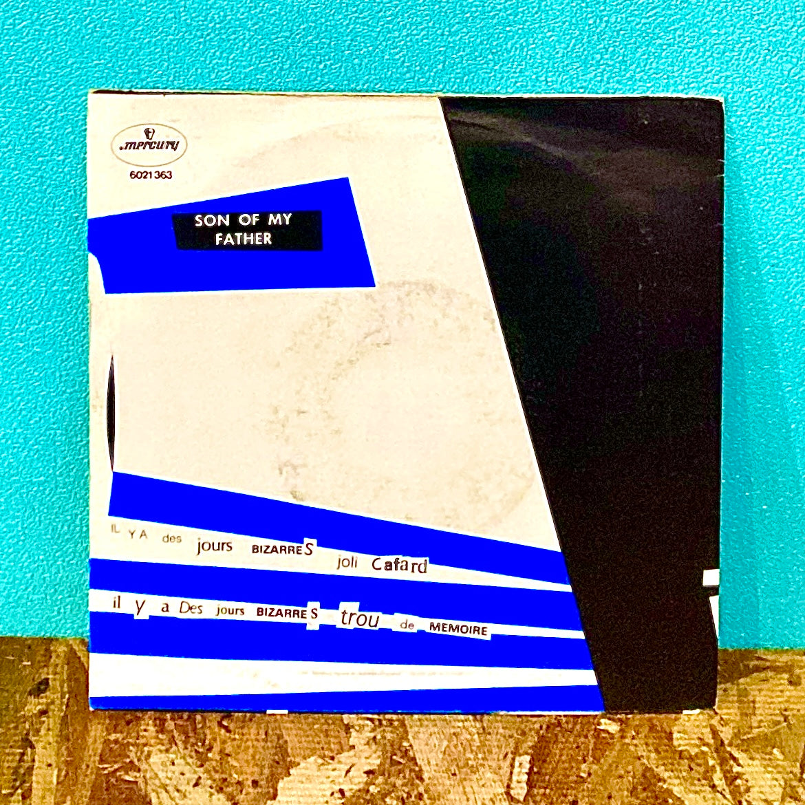 Club Eternity – Joli Cafard