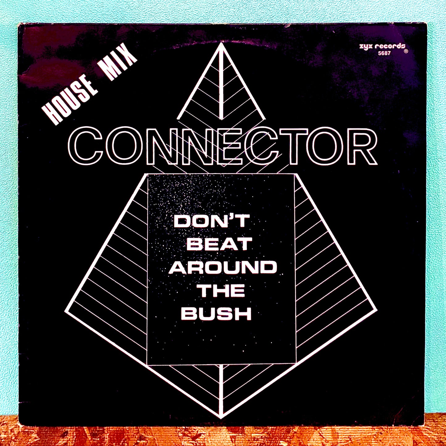 Connector - Don't Beat Around The Bush (House Mix)