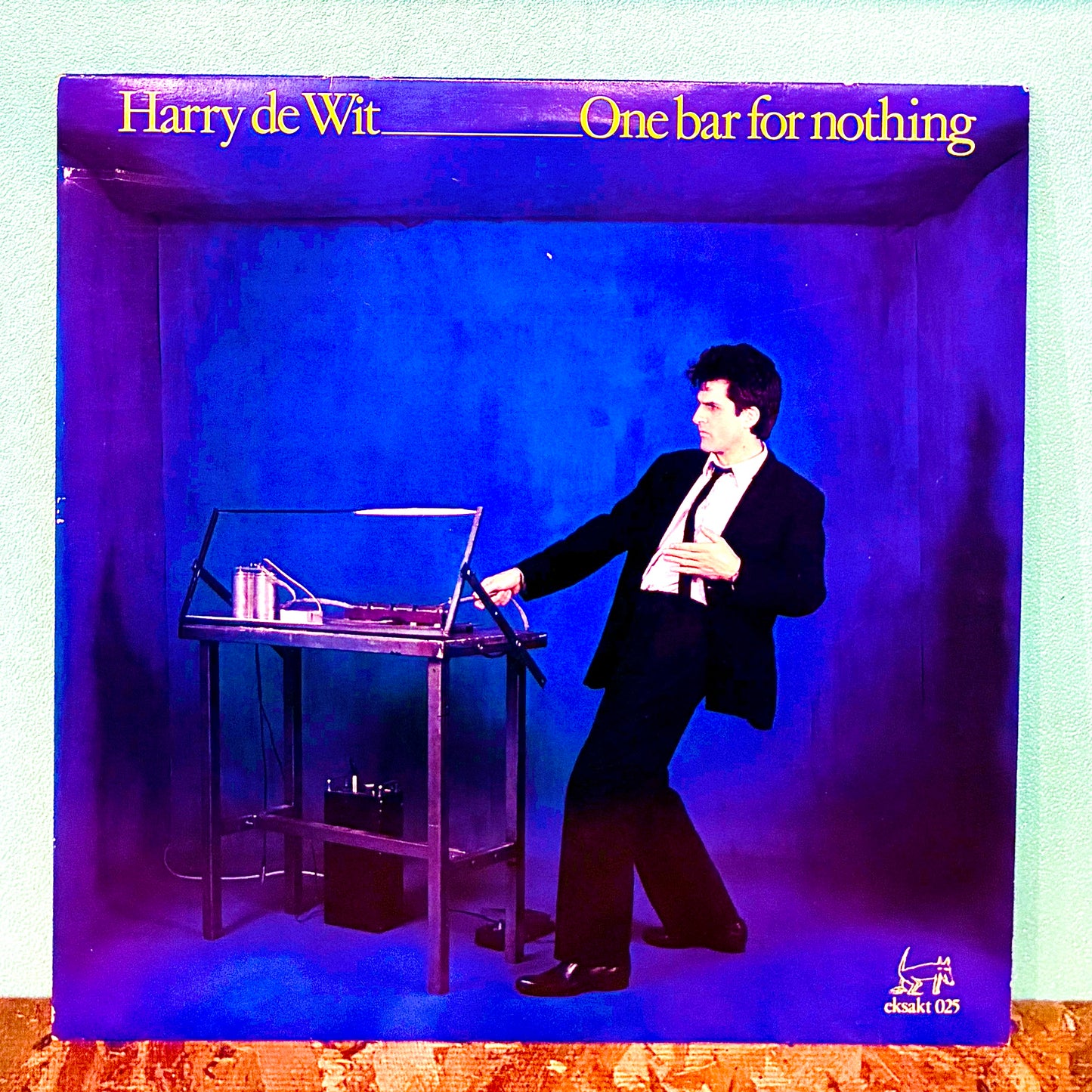 Harry De Wit – One Bar For Nothing