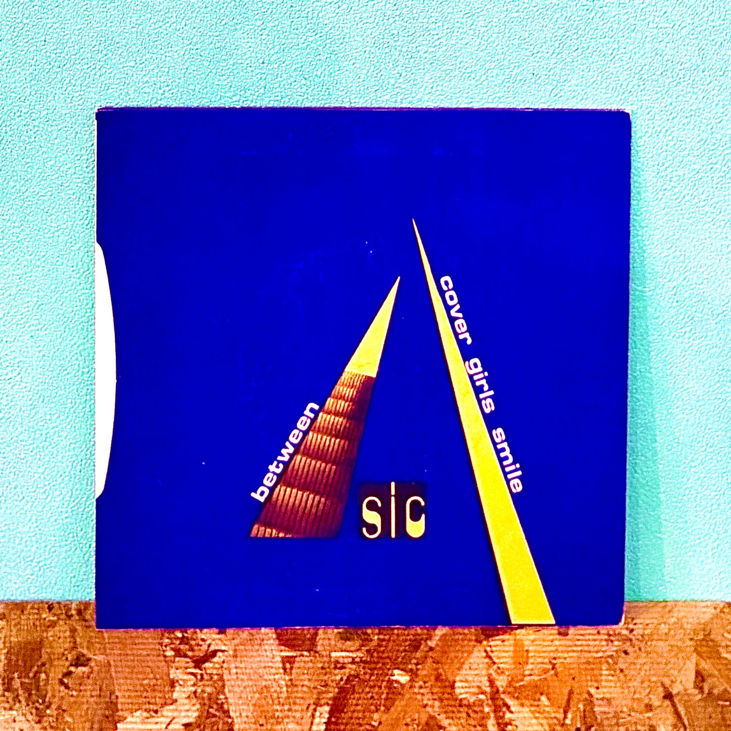 Sic – Cover Girls Smile / Between