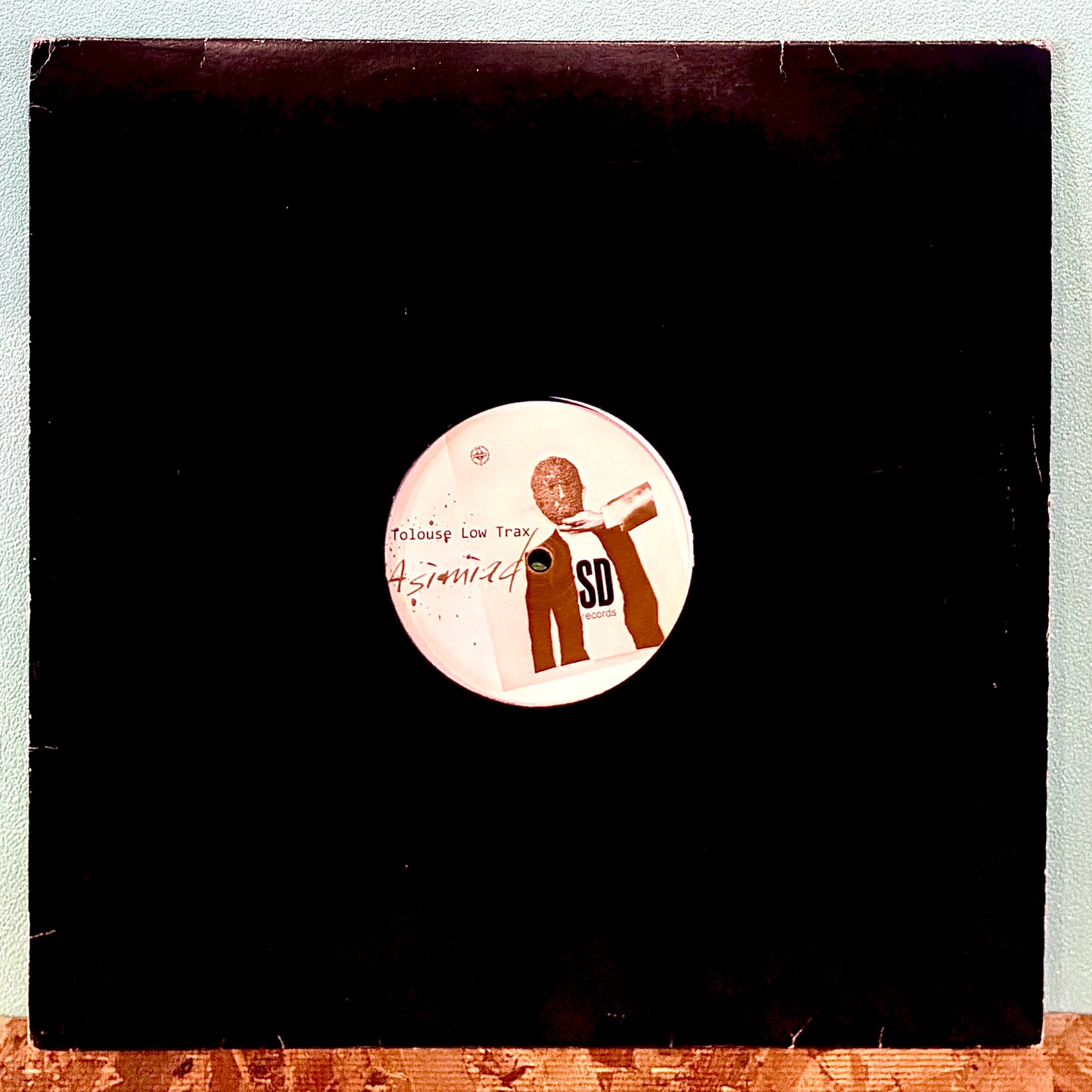 Tolouse Low Trax – Asimiad