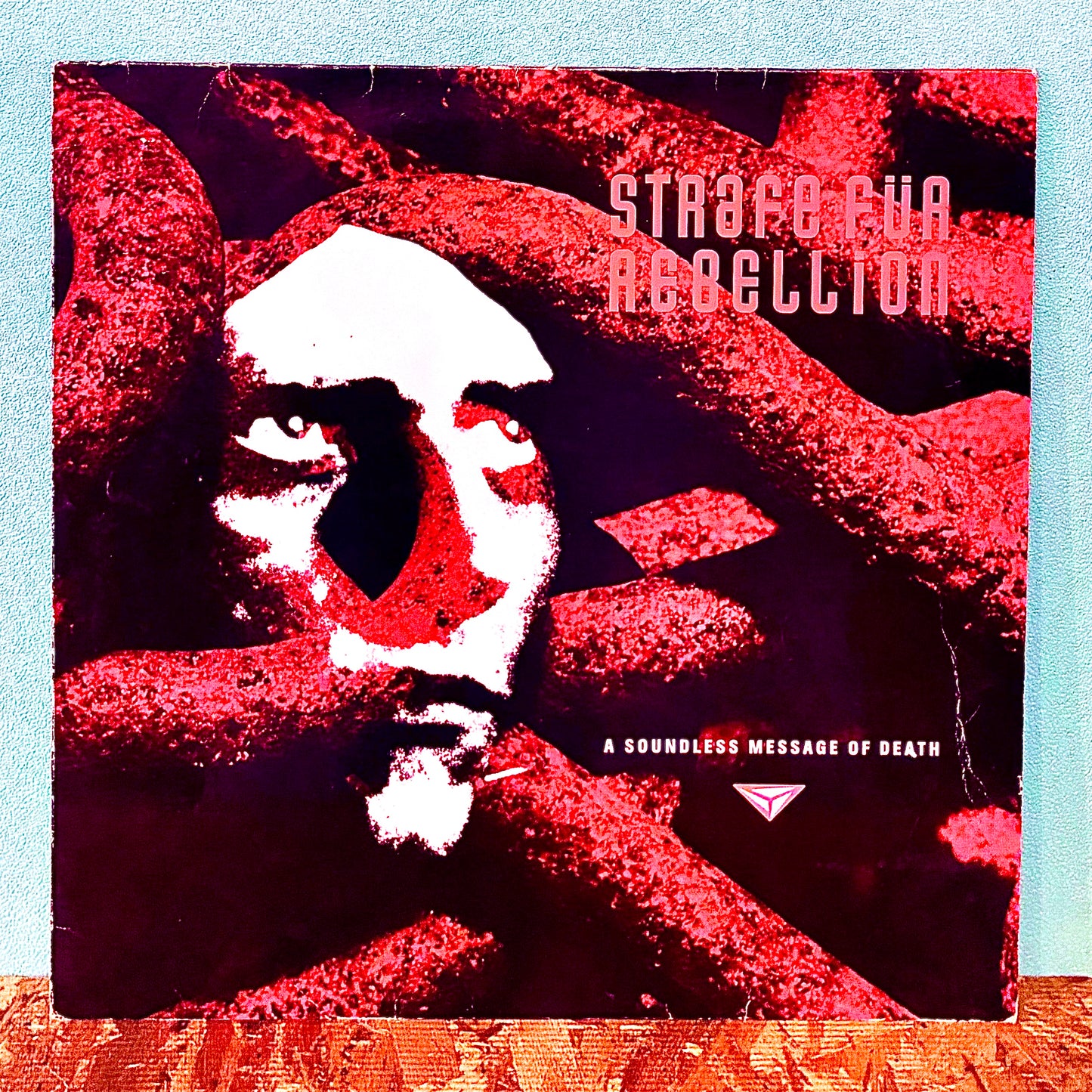 Strafe Für Rebellion – A Soundless Message Of Death