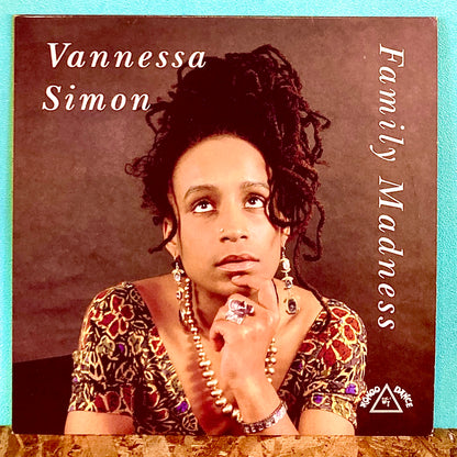 Vannessa Simon – Family Madness.