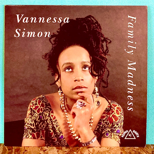 Vannessa Simon – Family Madness.